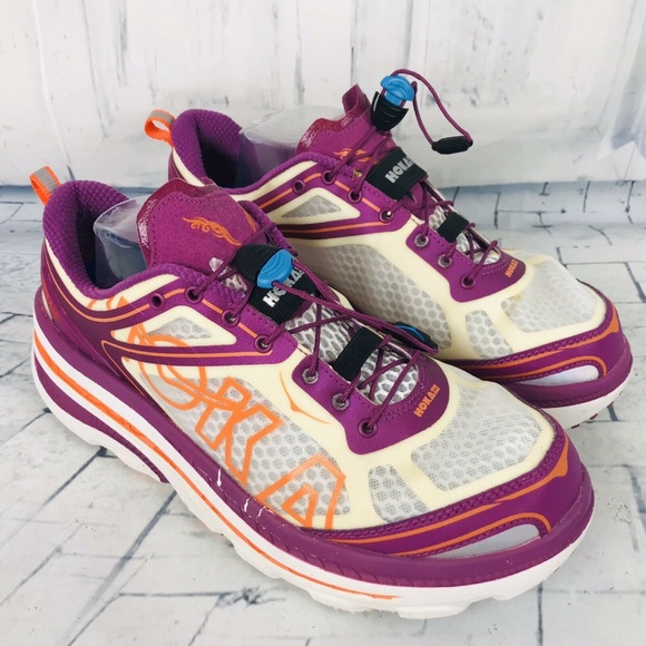 hoka bondi 3